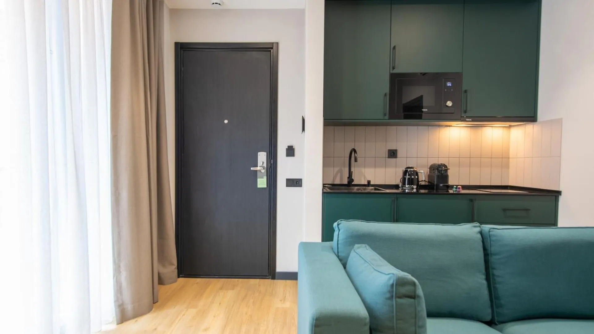 Qstay Gratus Tbilisi Hotel apartamentowy