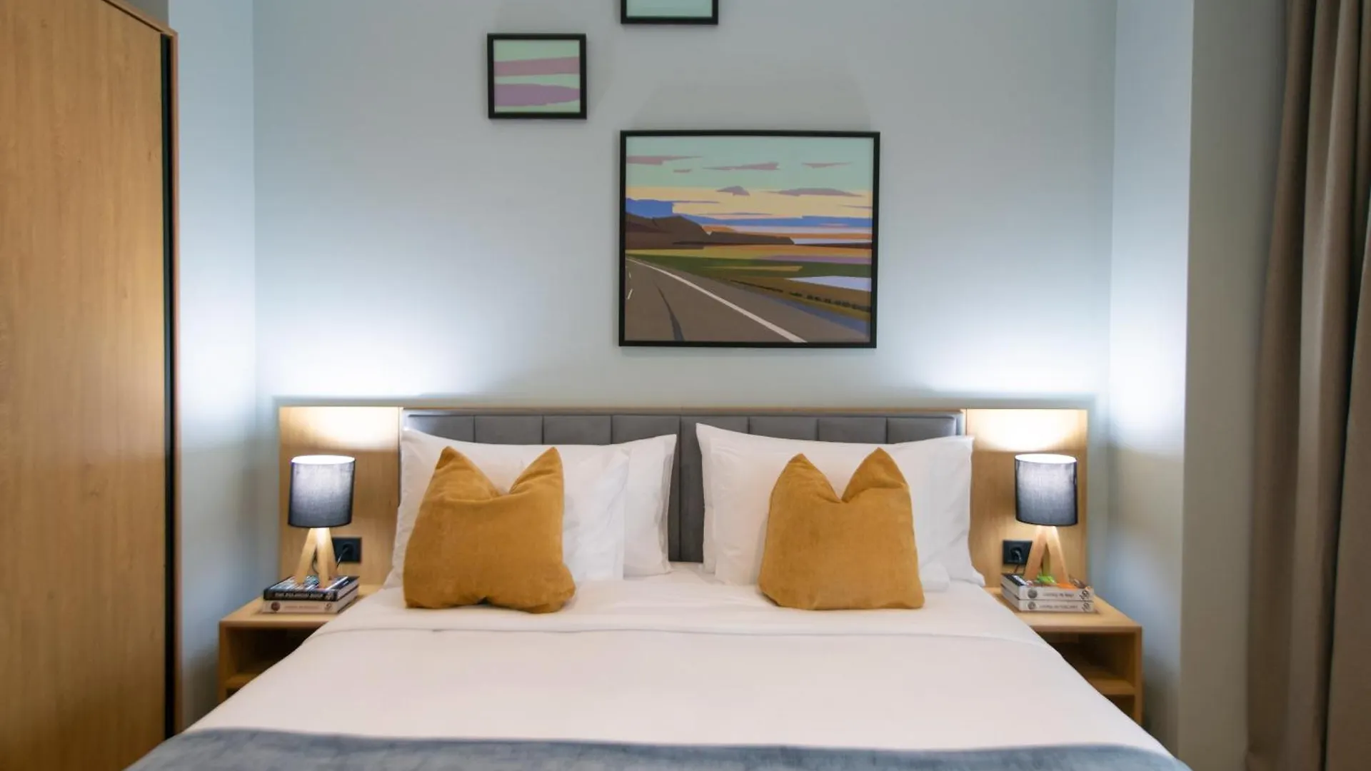 Qstay Gratus Tbilisi Hotel apartamentowy